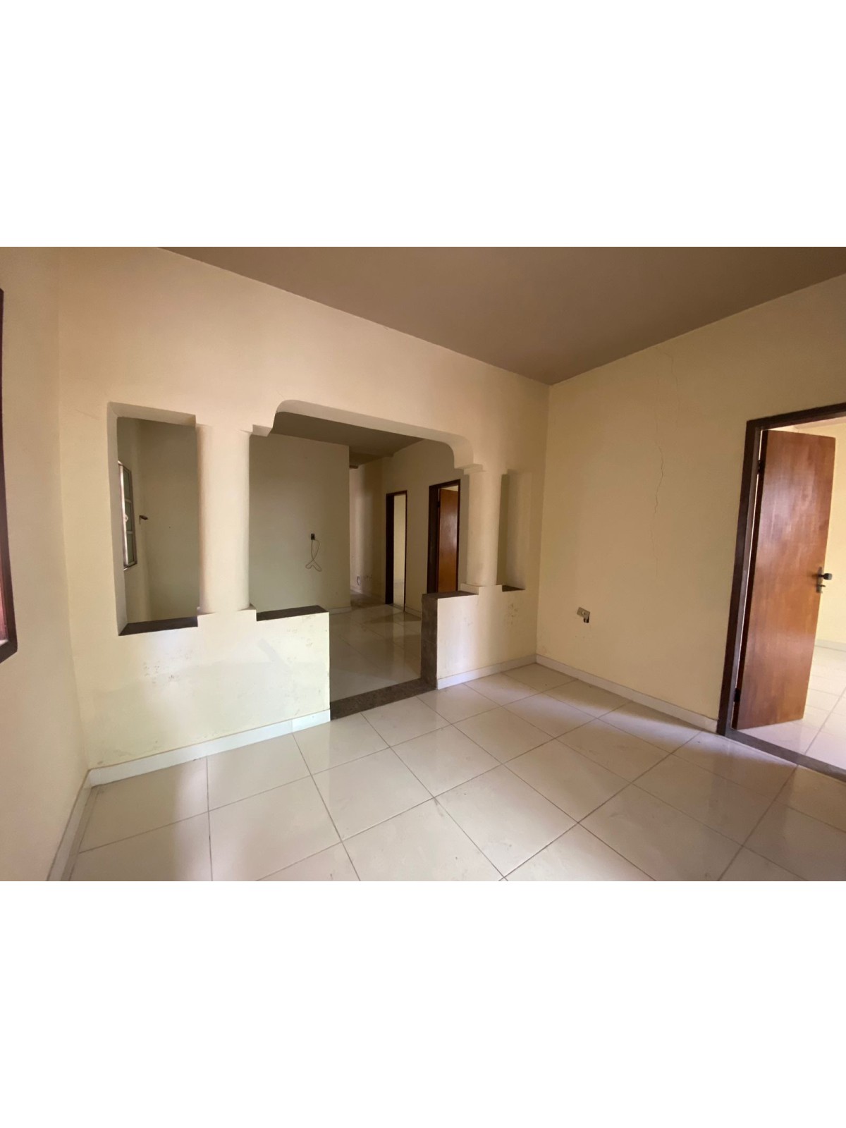  VENDO OU ALUGO-CASA COMERCIAL-CENTRO-Sete Lagoas, MG 