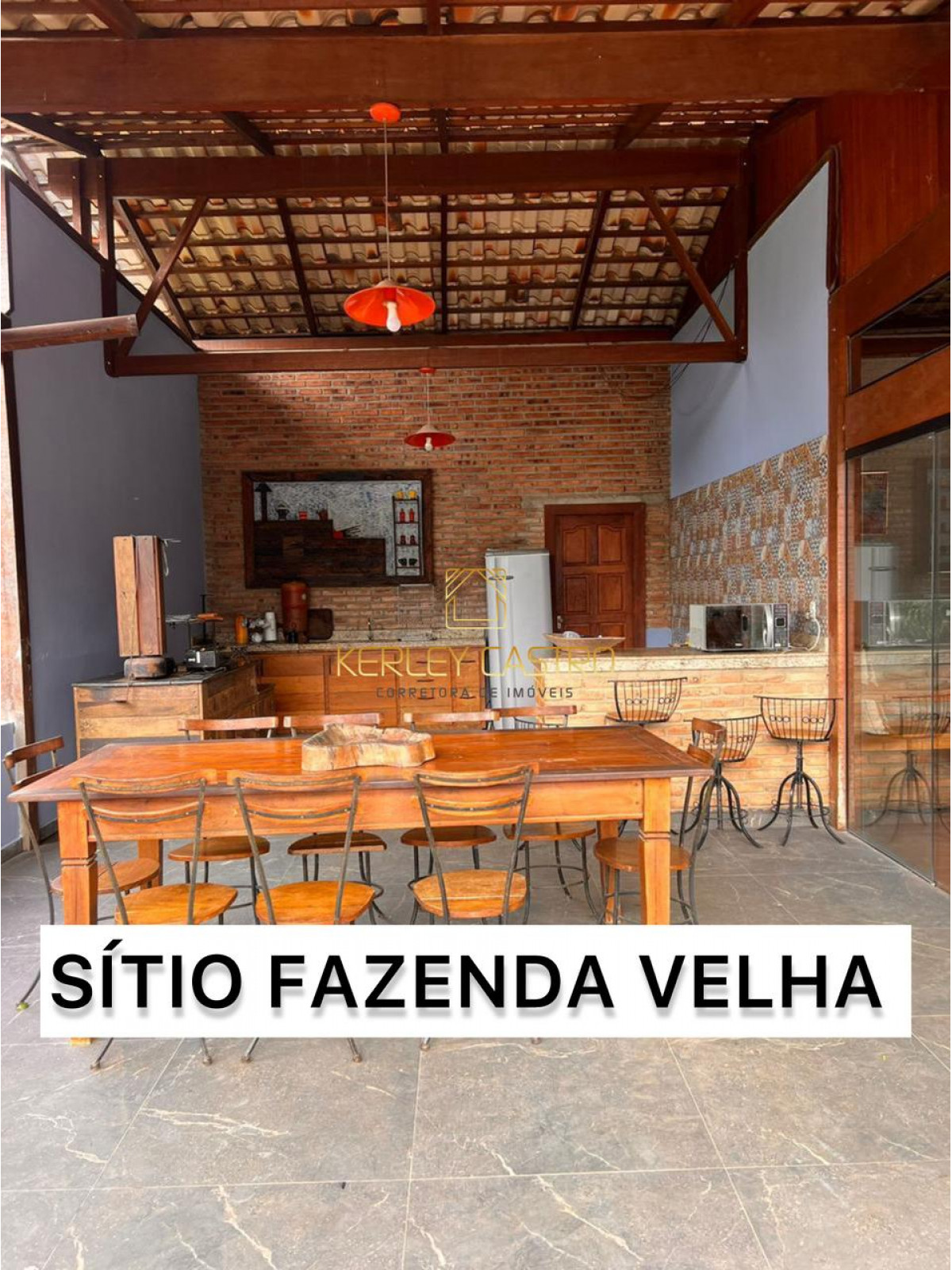 VENDO OU ALUGO - LINDO SÍTIO C/ PISCINA AQUECIDA -  FAZENDA VELHA - Sete Lagoas,MG