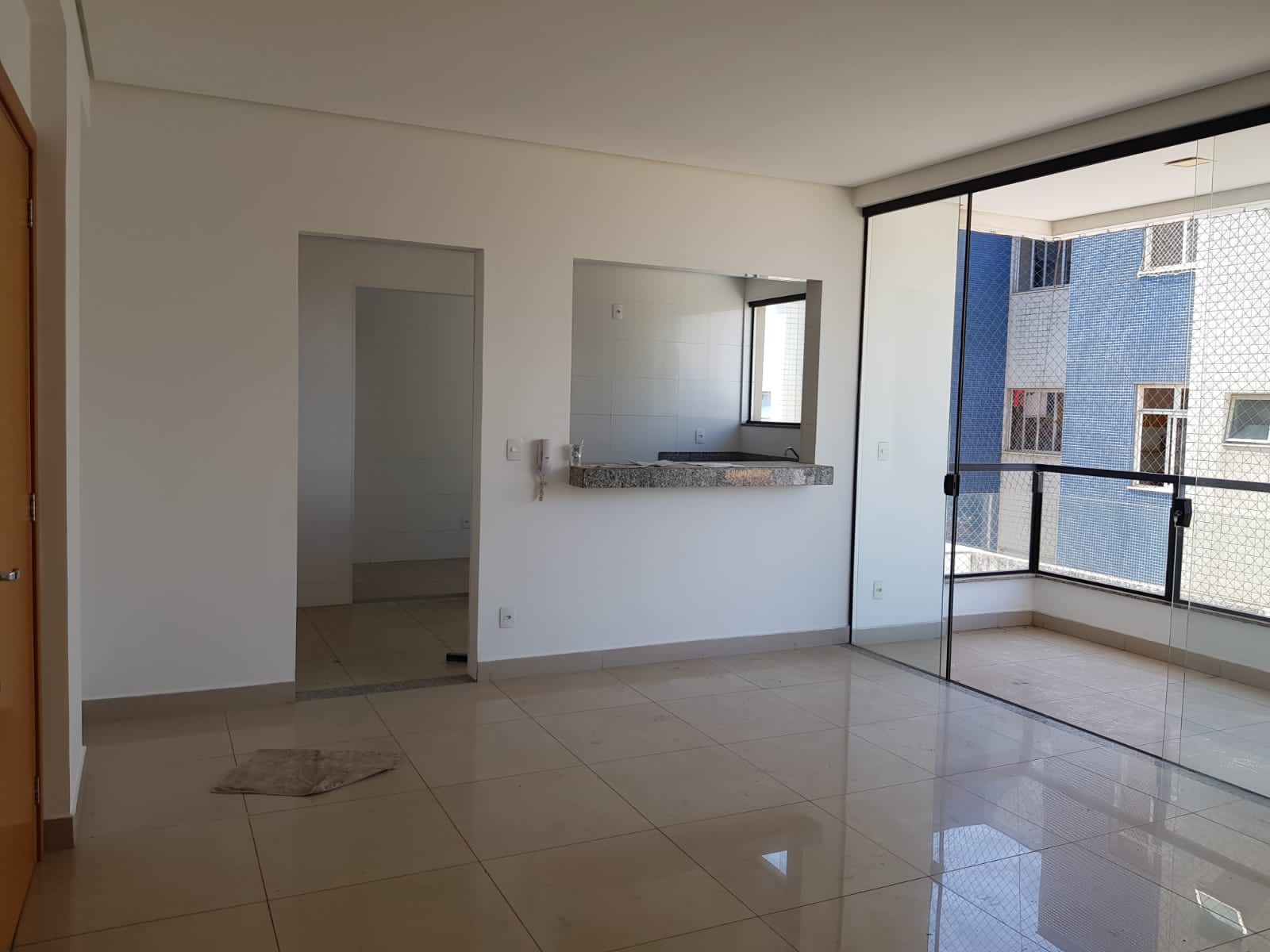 VENDO ÓTIMO APARTAMENTO NO SANTA HELENA