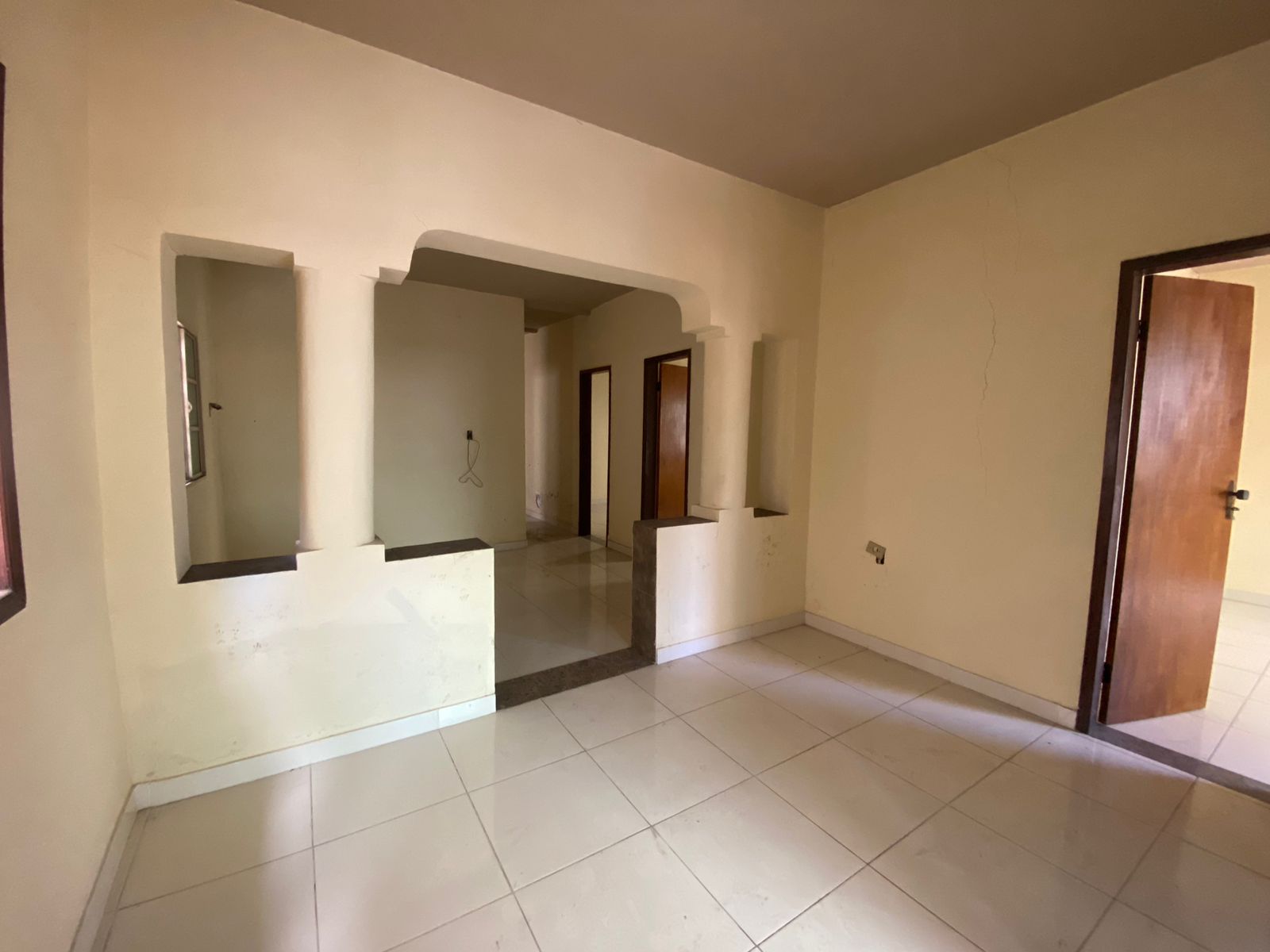  VENDO OU ALUGO-CASA COMERCIAL-CENTRO-Sete Lagoas, MG 