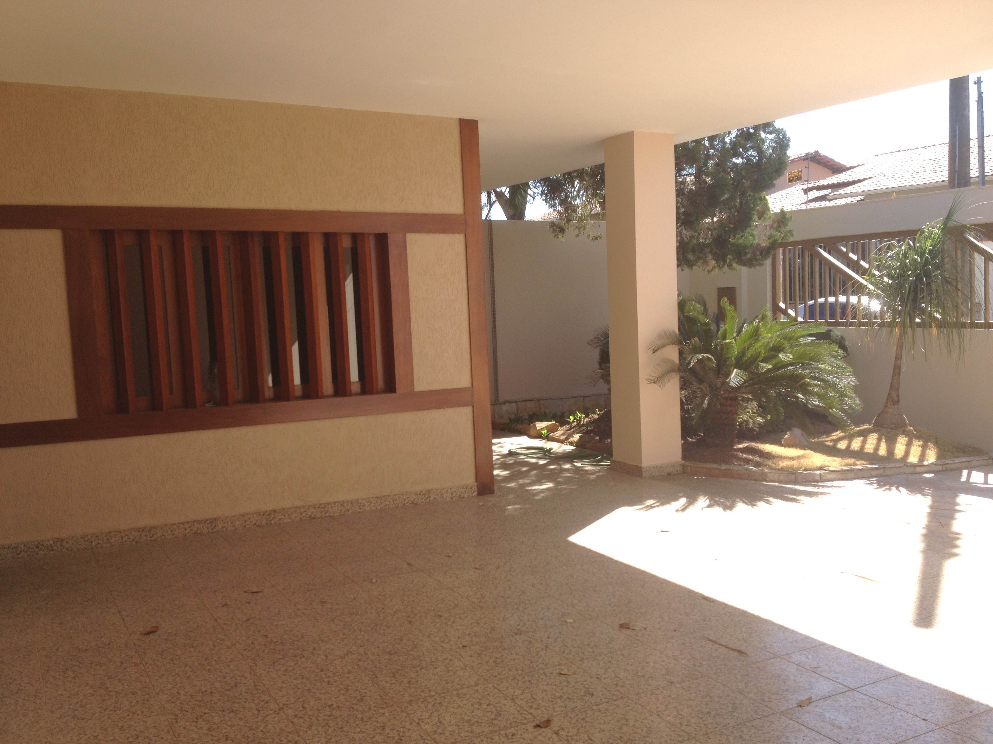 VENDO ÓTIMA CASA - SÃO CRISTÓVÃO - em Sete Lagoas, MG